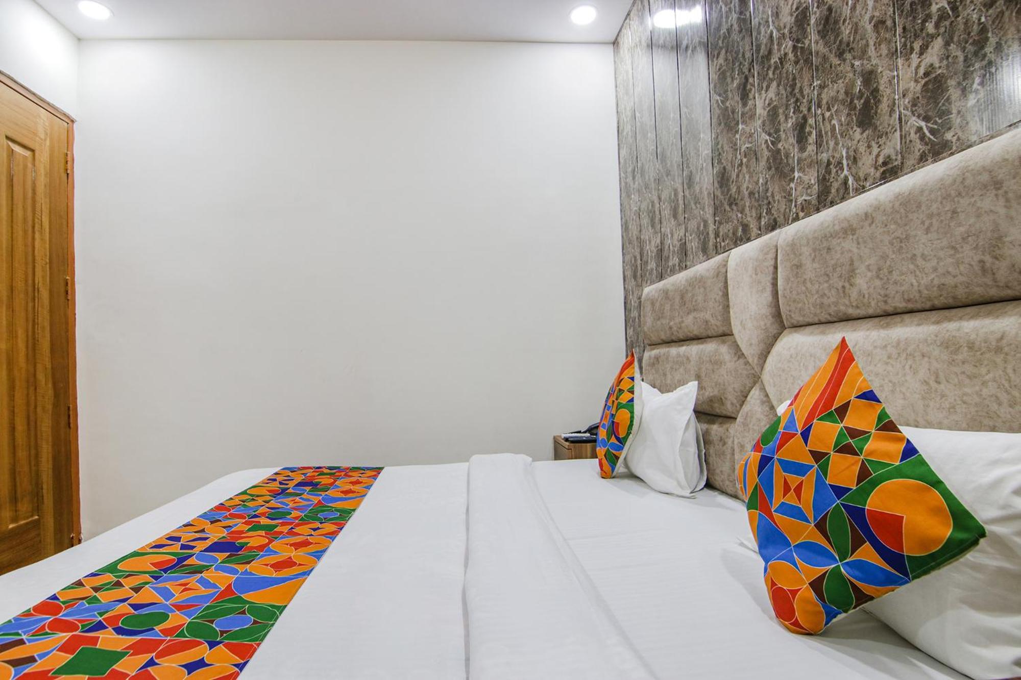 FabHotel HC South Crown Mohali Exterior foto